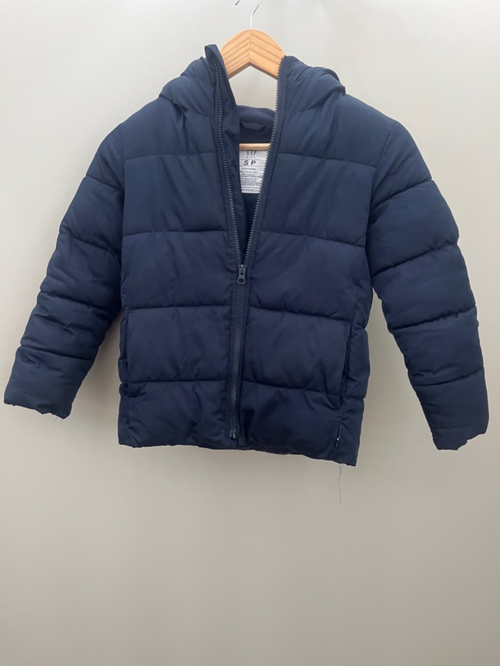 Gap Kids Navy Puffer Jacket with Hood S